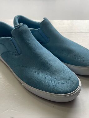 Lakai Owen VLK Men 10.5 Light Blue Suede Canvas Slip On Skate Shoes